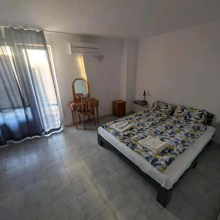 In Next To Gradina And Sozopol Guest house 3*