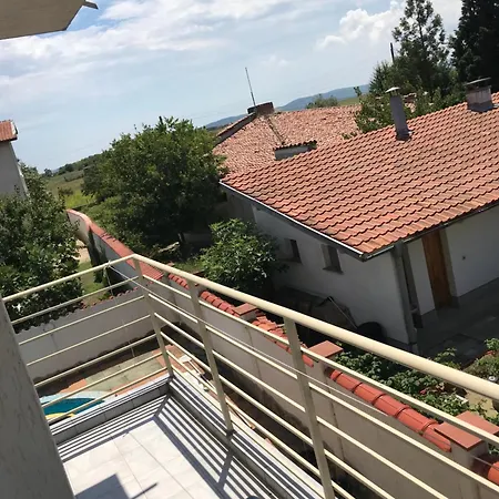 Guest house In Next To Gradina And Sozopol Chernomorets