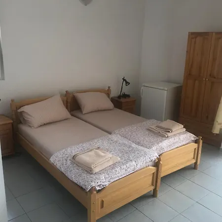 In Next To Gradina And Sozopol 3*