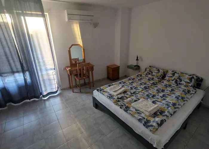 In Next To Gradina And Sozopol Guest house 3*