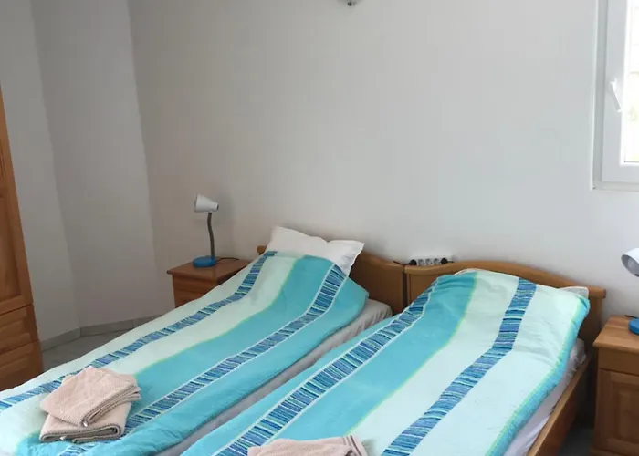 In Next To Gradina And Sozopol 3*