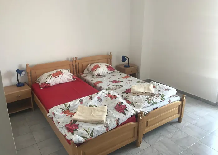 In Next To Gradina And Sozopol 3* Chernomorets